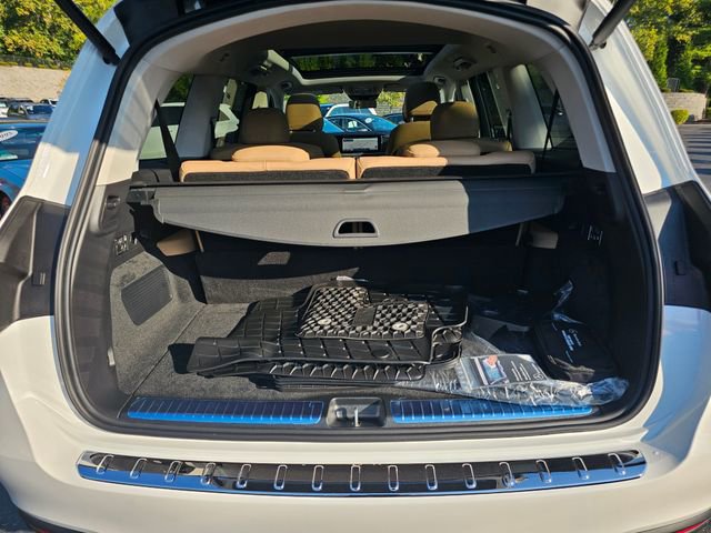 New 2026 Mercedes-Benz GLS 450 4MATIC image 10