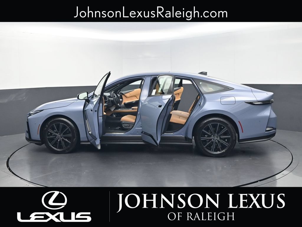 New 2027 Lexus ES 350h AWD image 36