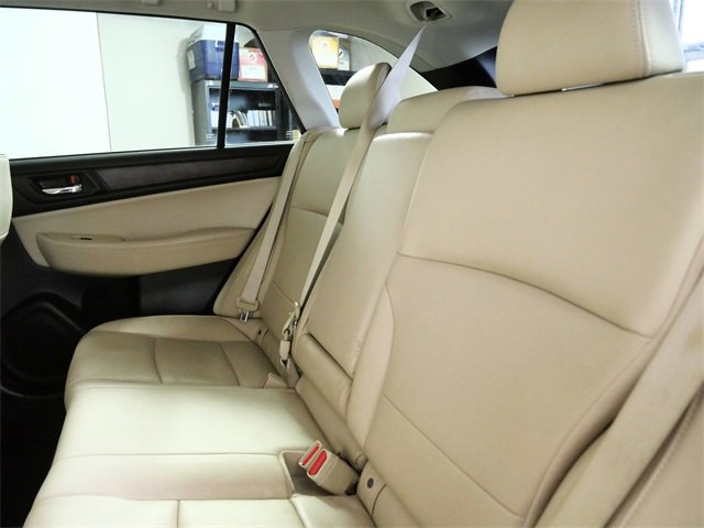 Used 2015 Subaru Outback 2.5i Limited w/ Popular Package #4 image 14