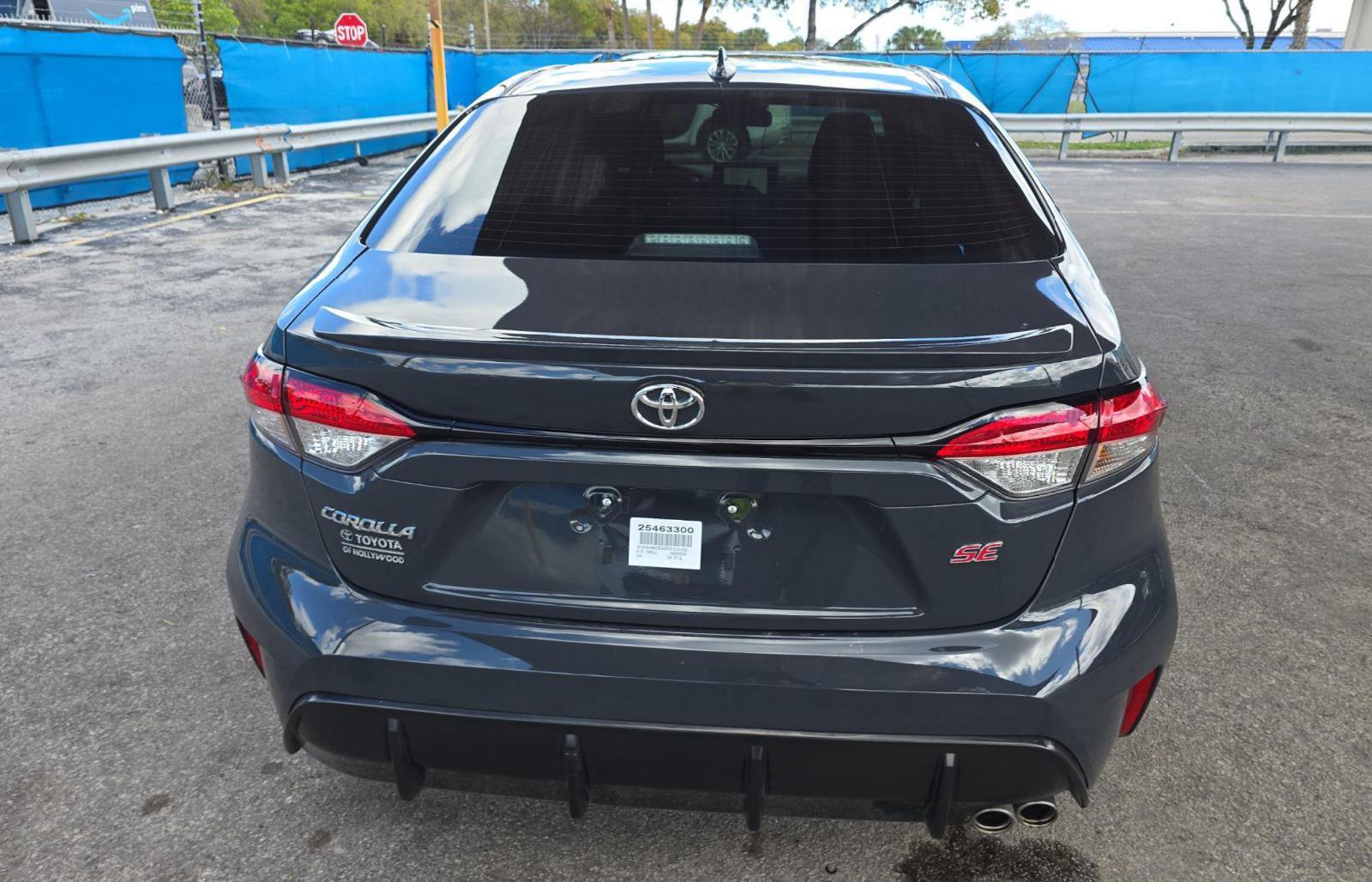 Used 2025 Toyota Corolla SE image 4