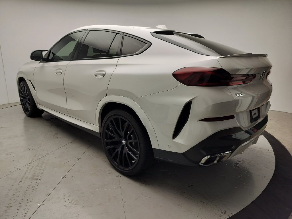Certified 2025 BMW X6 M60i AWD/4WD image 4