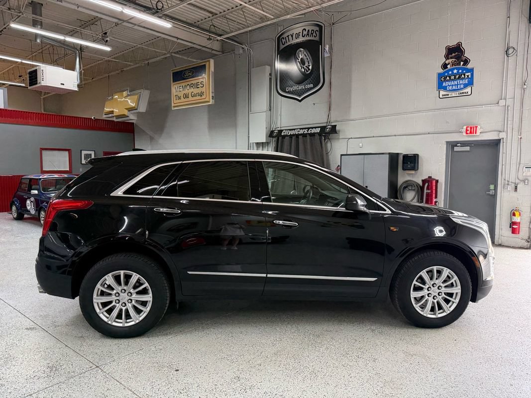 Used 2018 Cadillac XT5 AWD image 6