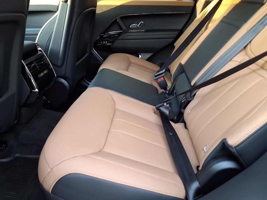 New 2025 Land Rover Range Rover Sport Dynamic SE image 5