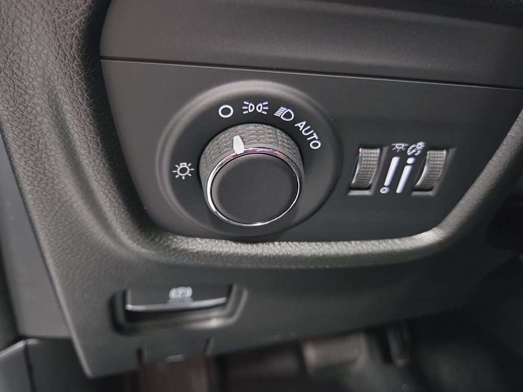 New 2027 Jeep Grand Cherokee Laredo X AWD/4WD image 20
