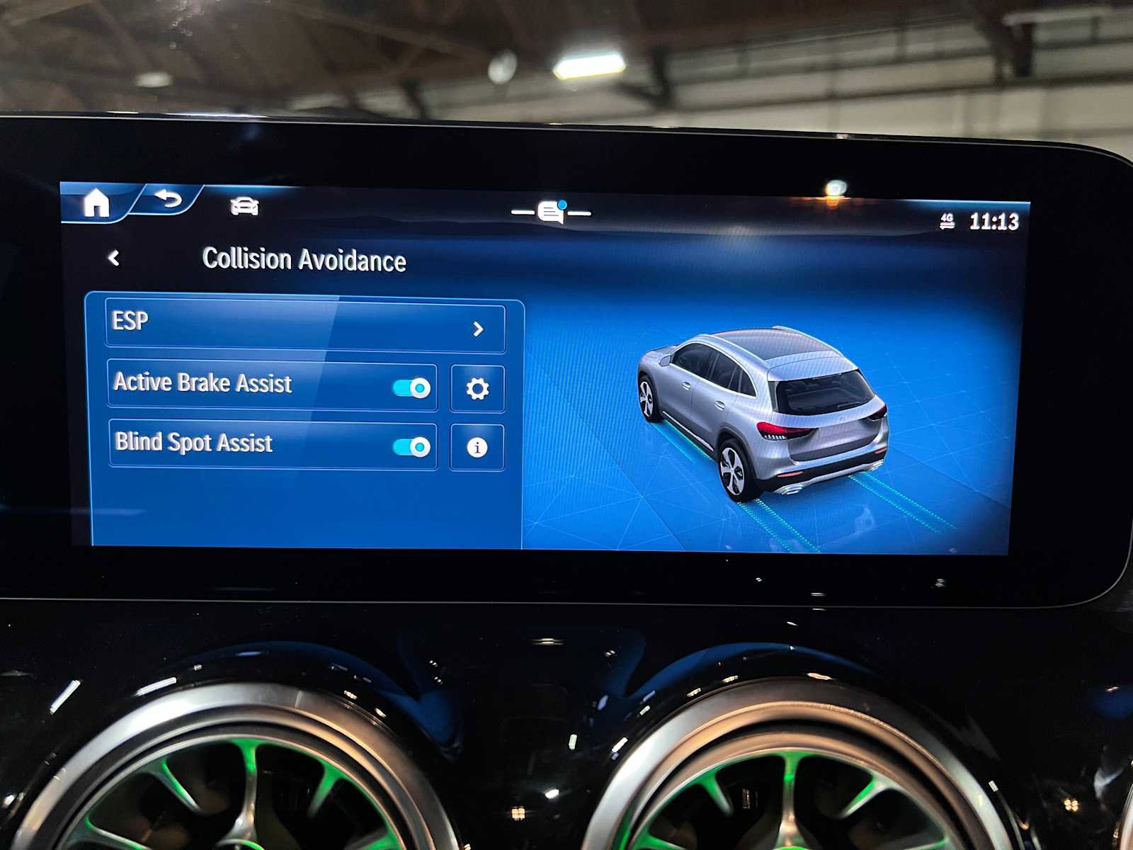 Used 2025 Mercedes-Benz GLA 250 4MATIC image 38