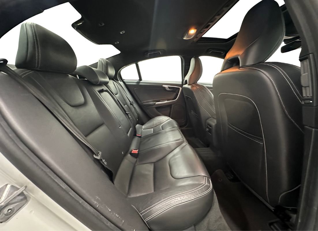 Used 2015 Volvo S60 T6 Platinum image 14