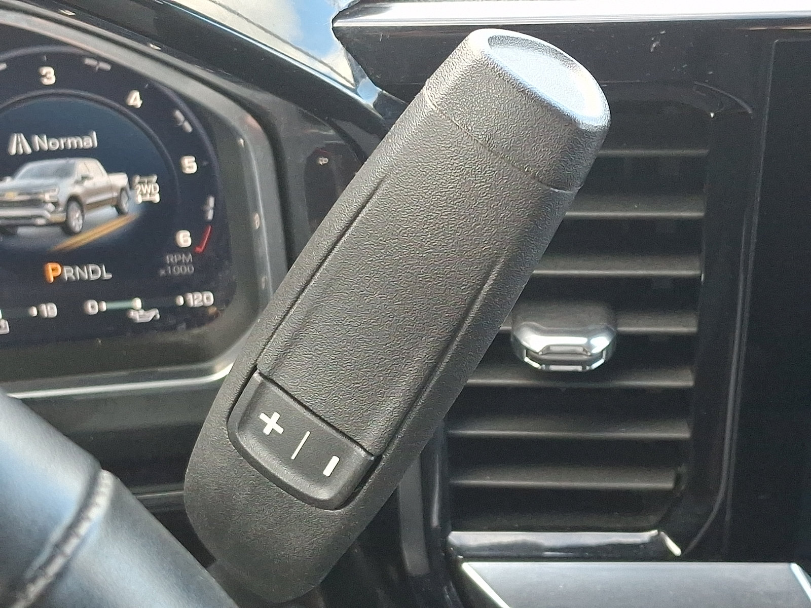 Used 2026 Chevrolet Silverado 1500 RST AWD/4WD image 13