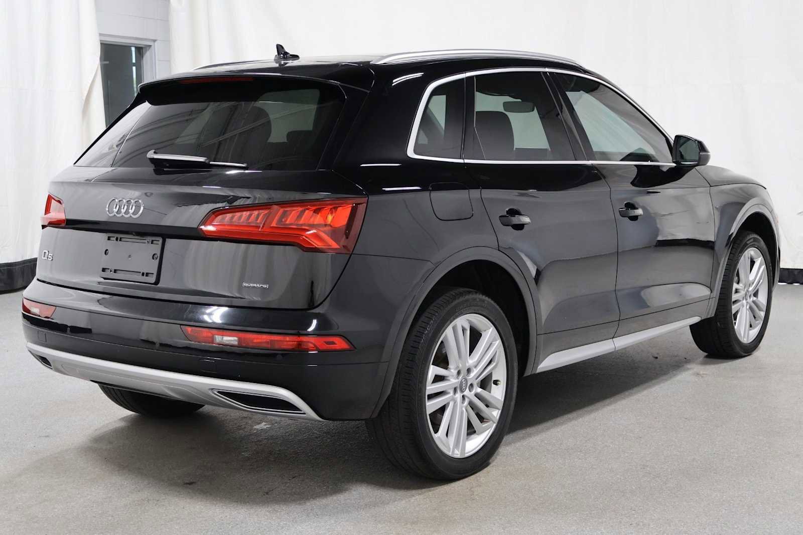 Certified 2020 Audi Q5 2.0T Premium Plus AWD/4WD image 9