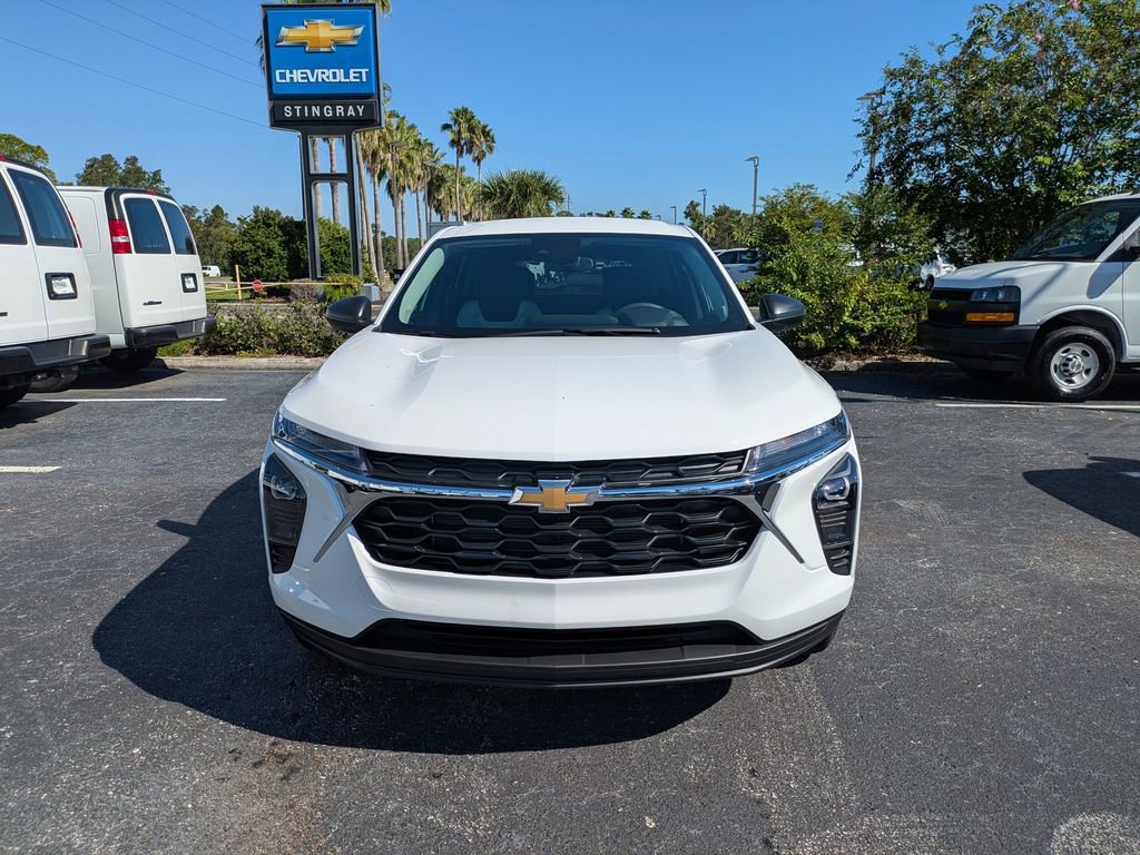 New 2026 Chevrolet Trax LS w/ Driver Confidence Package image 9