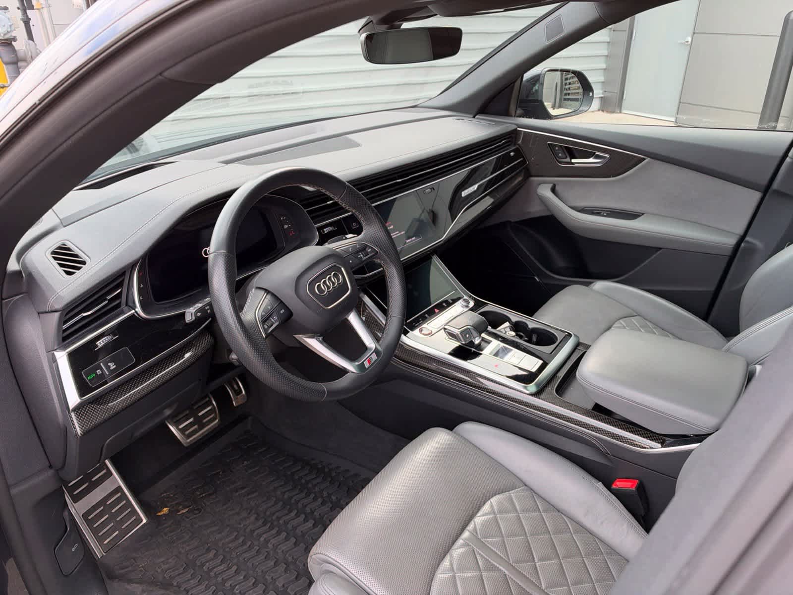 Used 2023 Audi SQ8 Prestige AWD/4WD image 9