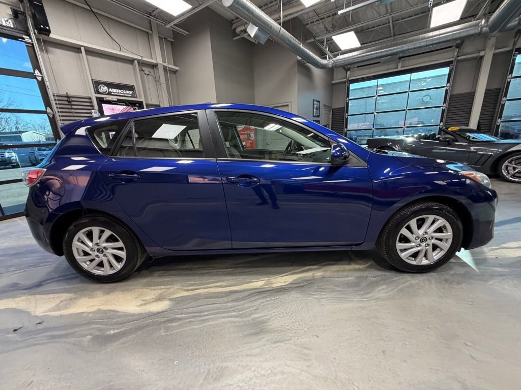 Used 2013 MAZDA MAZDA3 i Touring image 25