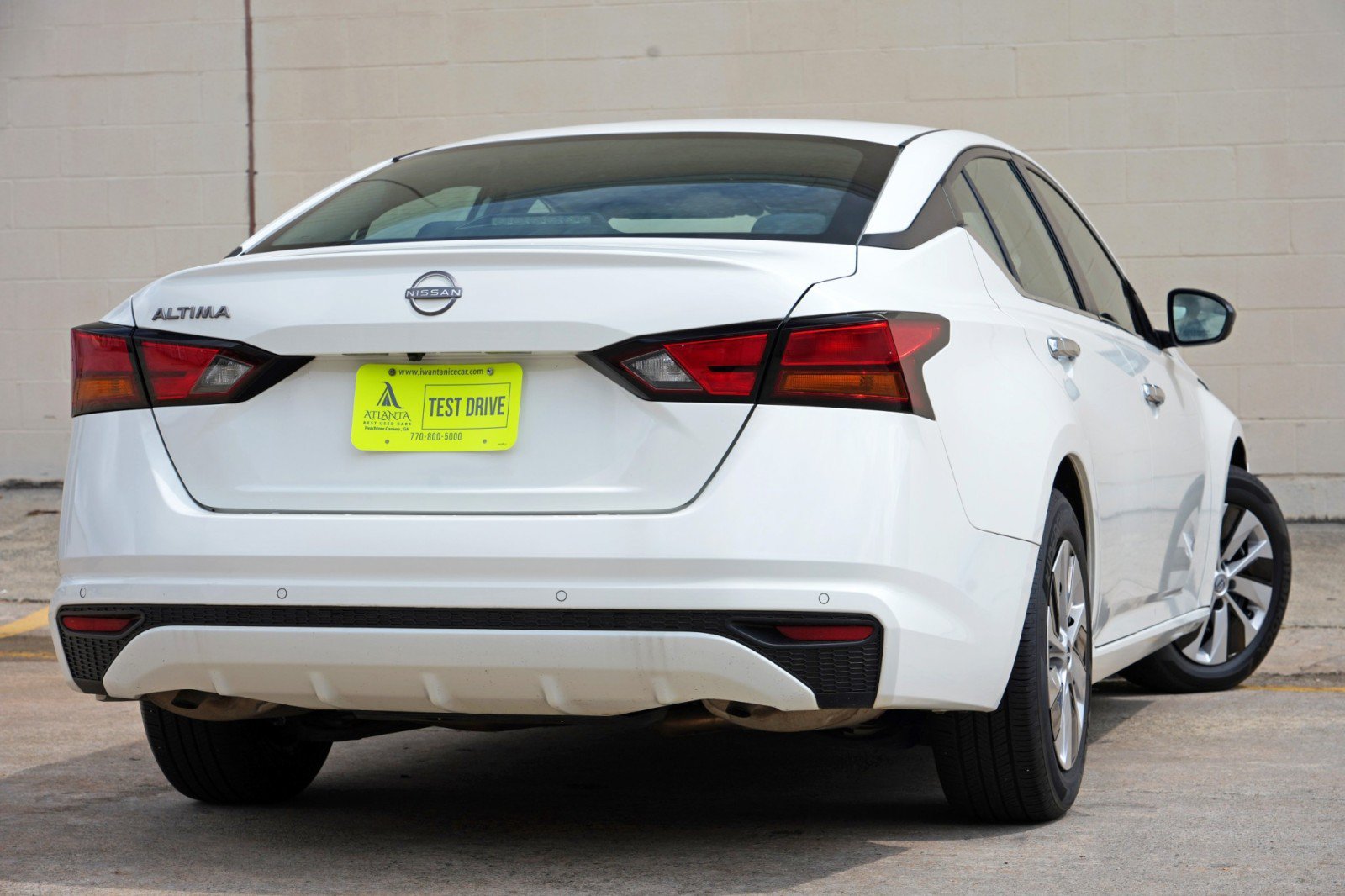 Used 2024 Nissan Altima 2.5 S FWD image 4