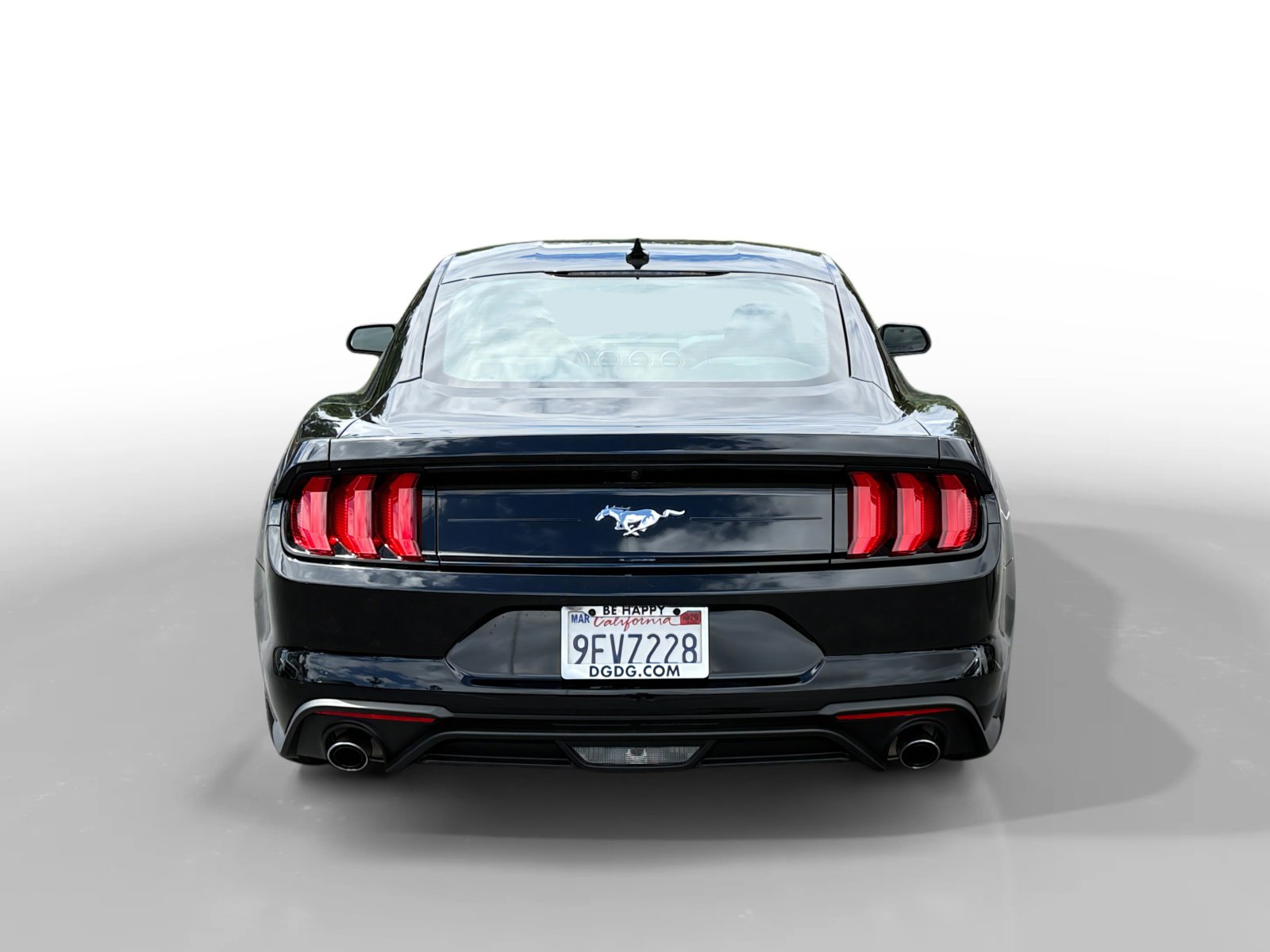 Certified 2022 Ford Mustang Coupe RWD image 4