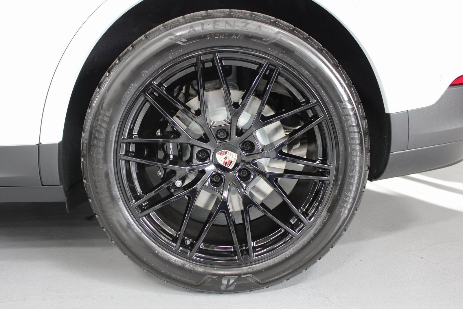 New 2026 Porsche Cayenne S image 12