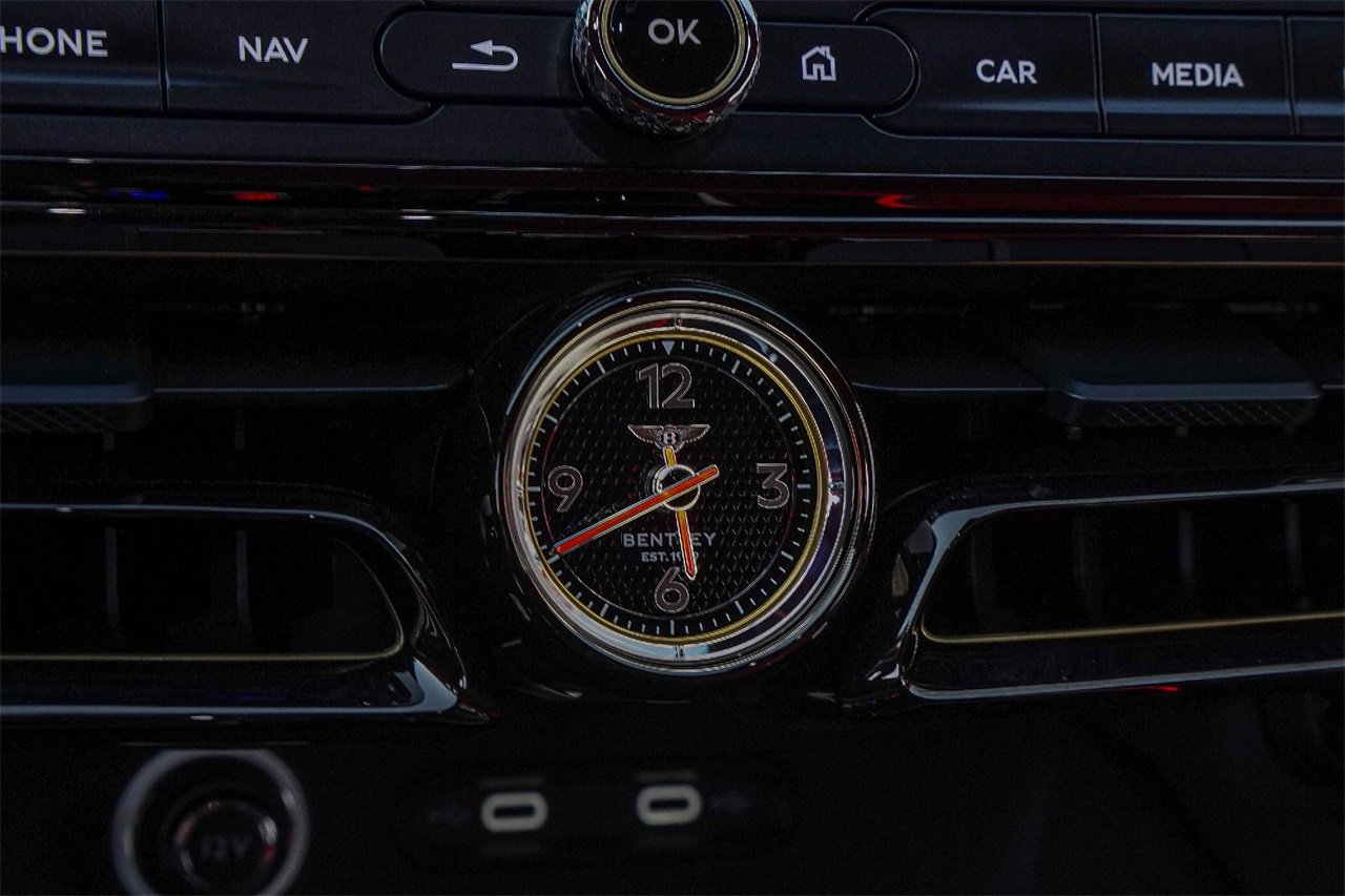 New 2026 Bentley Flying Spur Plug-In Hybrid image 26