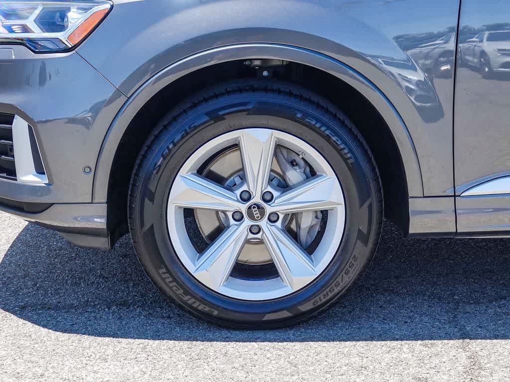 Used 2023 Audi Q7 2.0T Premium Plus w/ Premium Plus Package AWD/4WD image 8