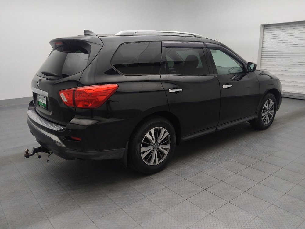 Used 2020 Nissan Pathfinder S image 10