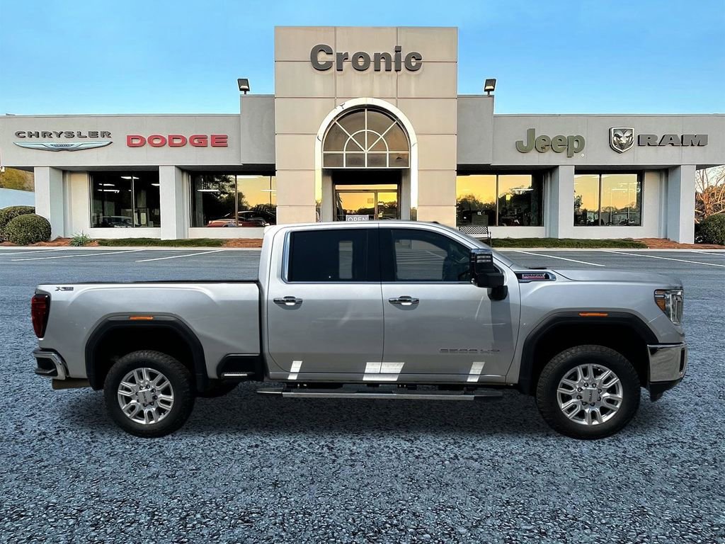 Used 2022 GMC Sierra 2500 SLT image 2