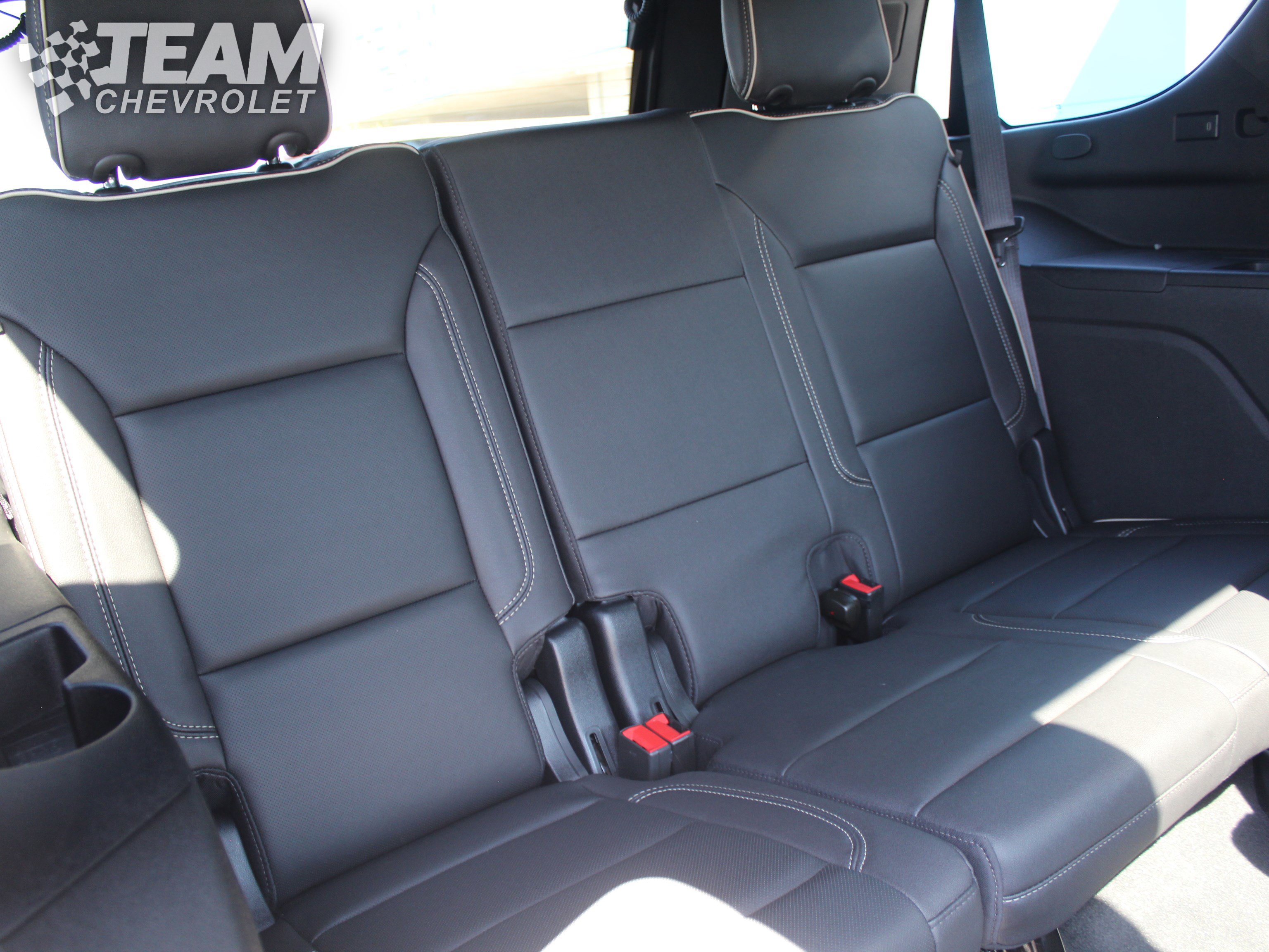 Used 2023 GMC Yukon SLT w/ SLT Luxury Package AWD/4WD image 27