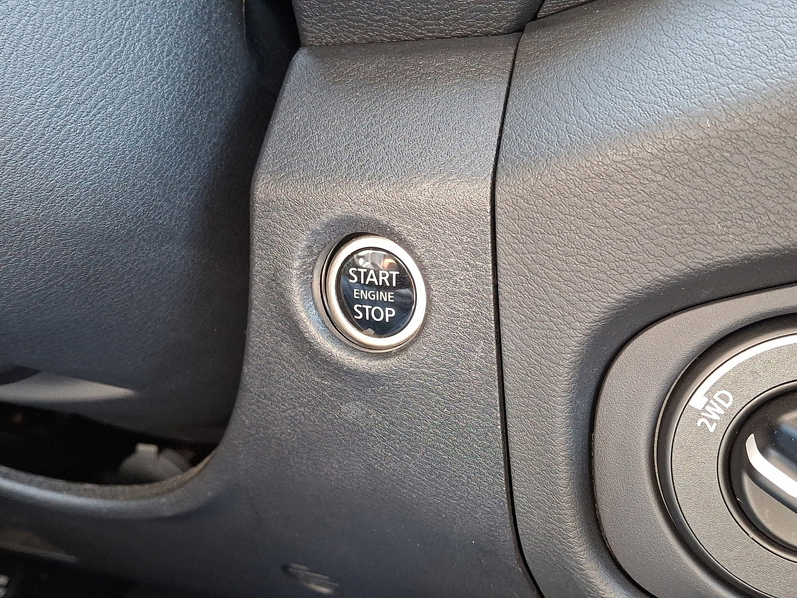 Certified 2024 Nissan Frontier PRO-4X w/ Pro Convenience Package AWD/4WD image 26