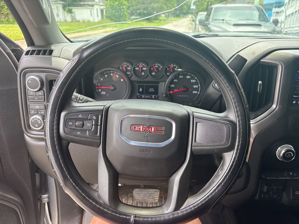Used 2024 GMC Sierra 2500 Pro w/ Convenience Package AWD/4WD image 17