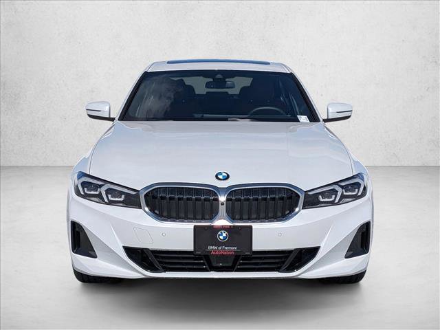 Used 2025 BMW 330i Sedan image 2
