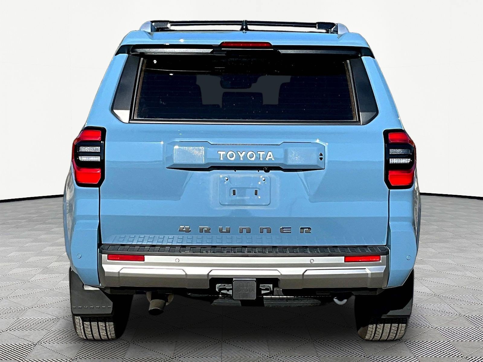 Used 2025 Toyota 4Runner Limited AWD/4WD image 5