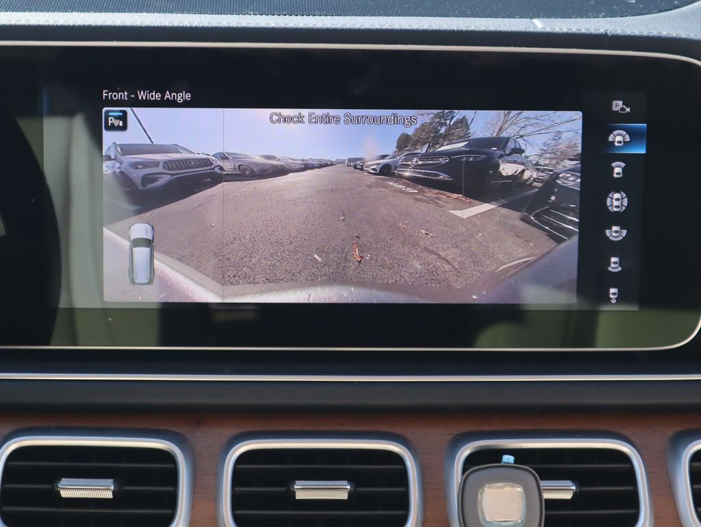 Used 2023 Mercedes-Benz GLS 450 4MATIC image 17