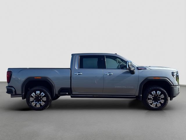 Used 2025 GMC Sierra 2500 Denali w/ Denali Reserve Package AWD/4WD image 7