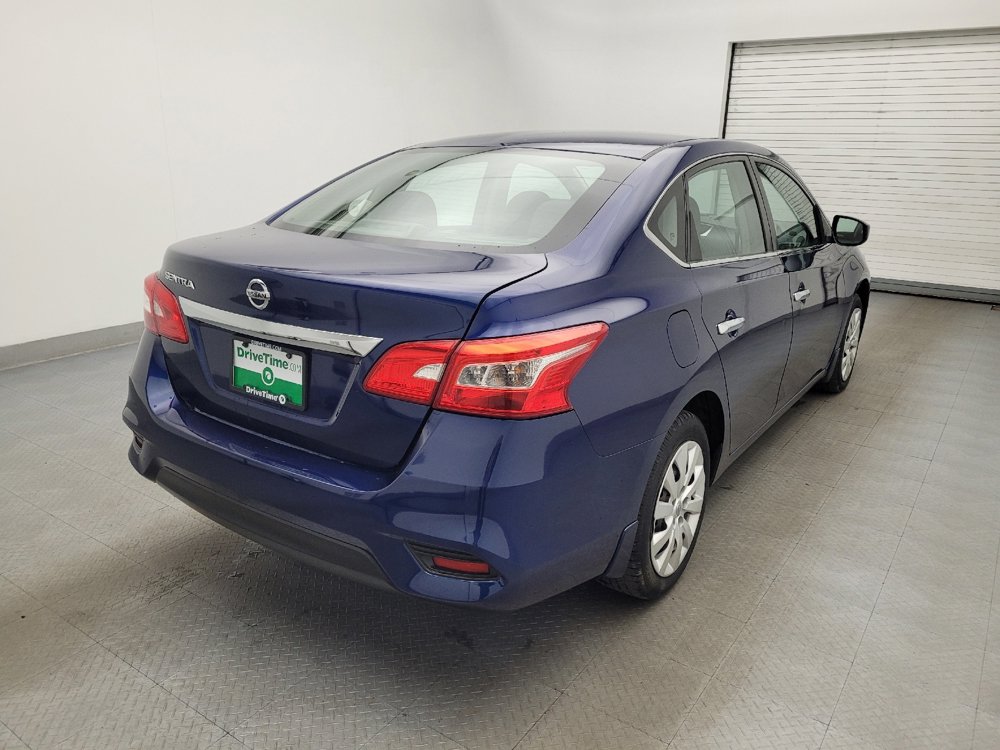 Used 2016 Nissan Sentra S image 9
