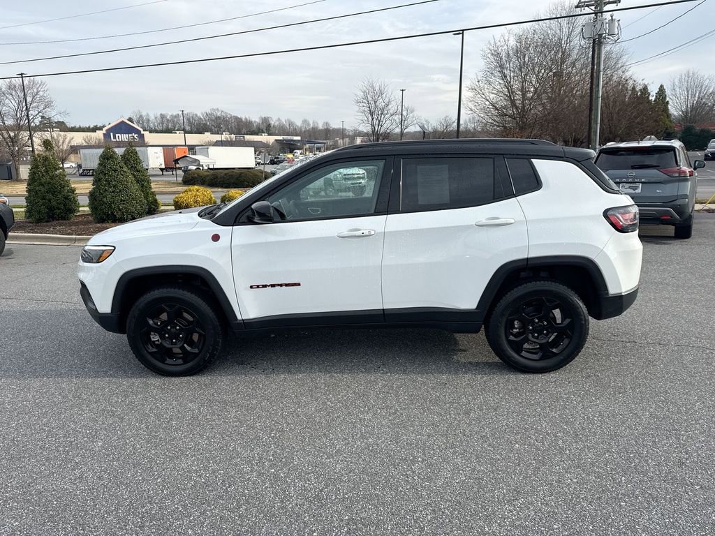 Used 2023 Jeep Compass Trailhawk w/ Trailhawk Elite Group image 4