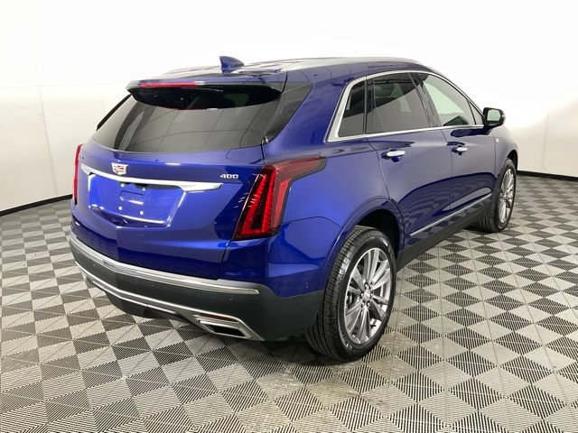 Certified 2025 Cadillac XT5 Premium Luxury w/ Technology Package image 6