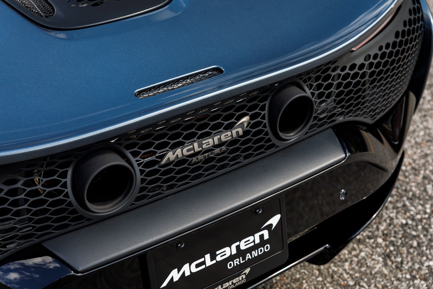 New 2026 McLaren Artura image 8