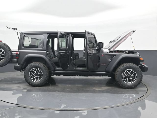 Used 2024 Jeep Wrangler Unlimited Rubicon w/ Technology Group AWD/4WD image 47