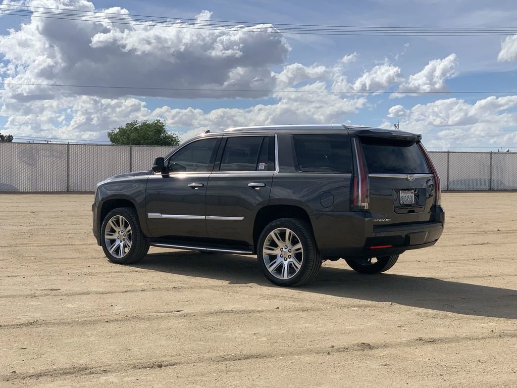 Certified 2018 Cadillac Escalade Luxury image 6