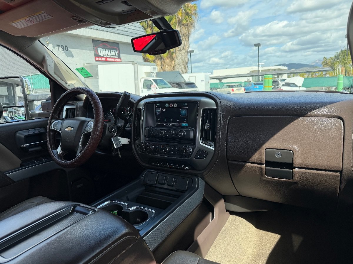 Used 2015 Chevrolet Silverado 3500 LTZ w/ Duramax Plus Package AWD/4WD image 27