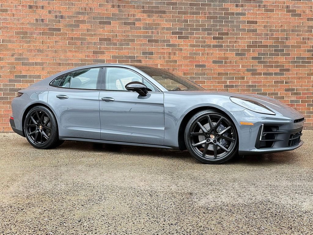 New 2026 Porsche Panamera 4 image 9