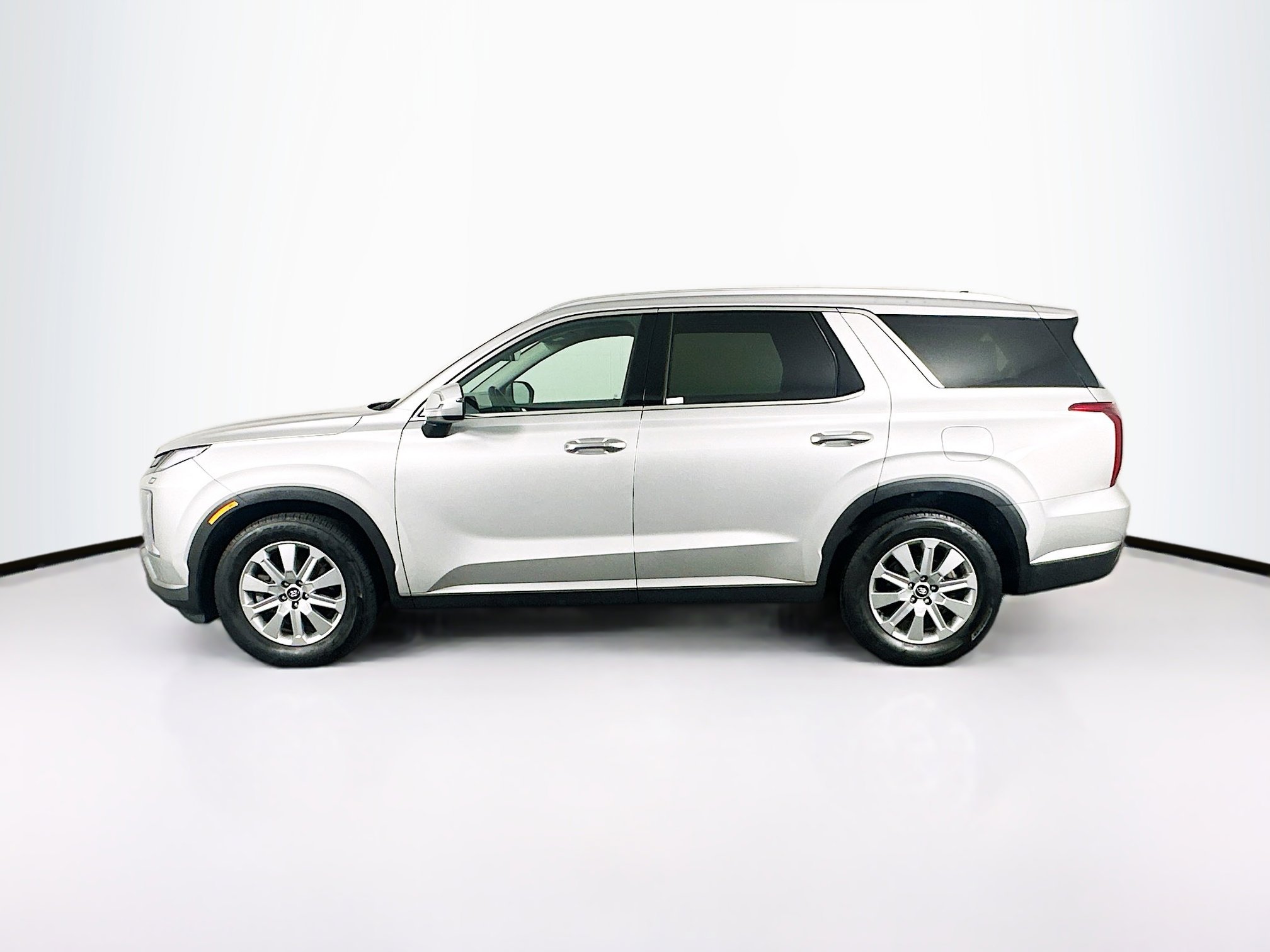 Used 2025 Hyundai Palisade SEL FWD image 4