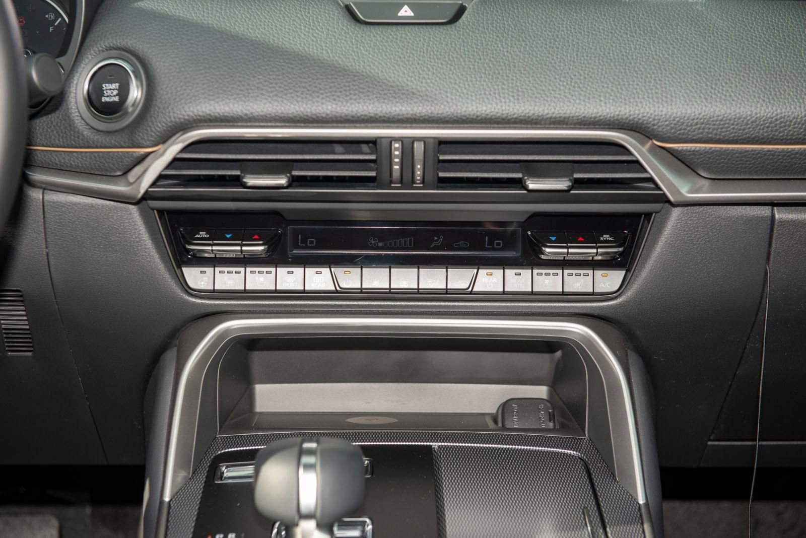 New 2026 MAZDA CX-90 3.3 Turbo w/ Preferred Package AWD/4WD image 23