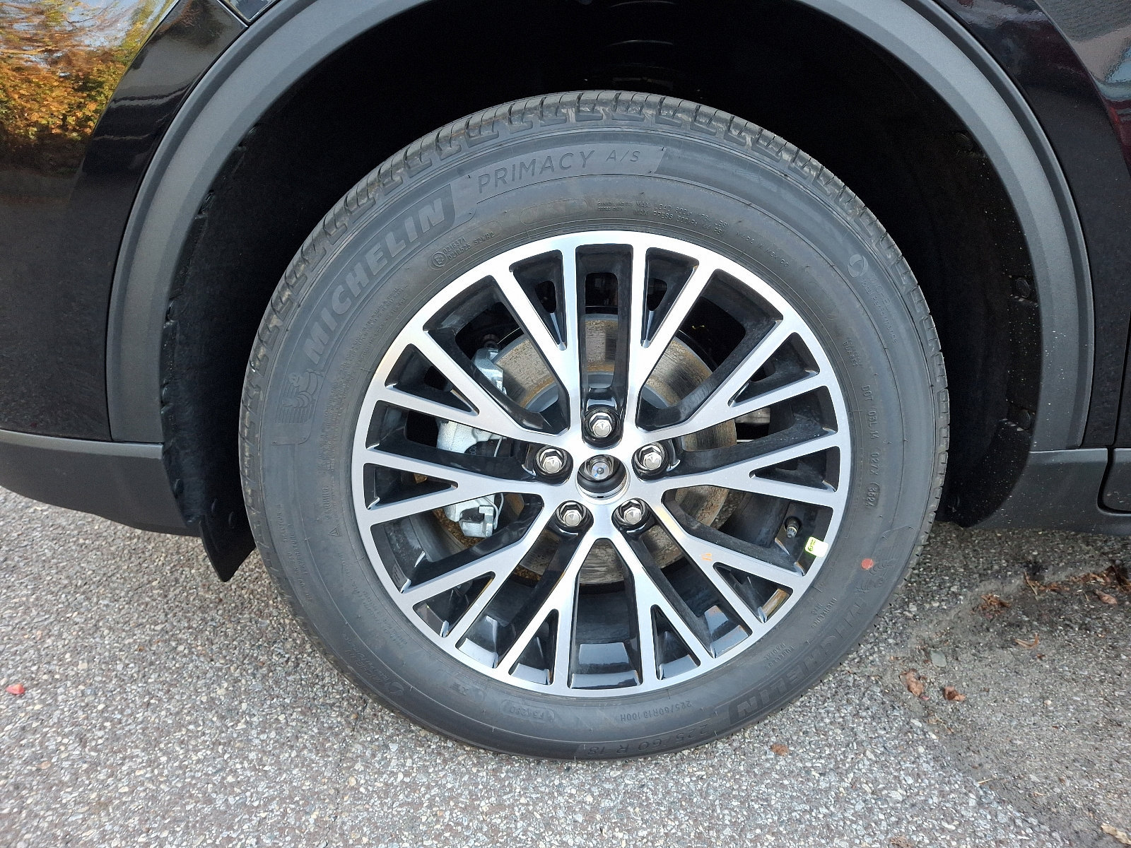 New 2025 Ford Escape SE w/ PHEV Premium Package FWD image 18
