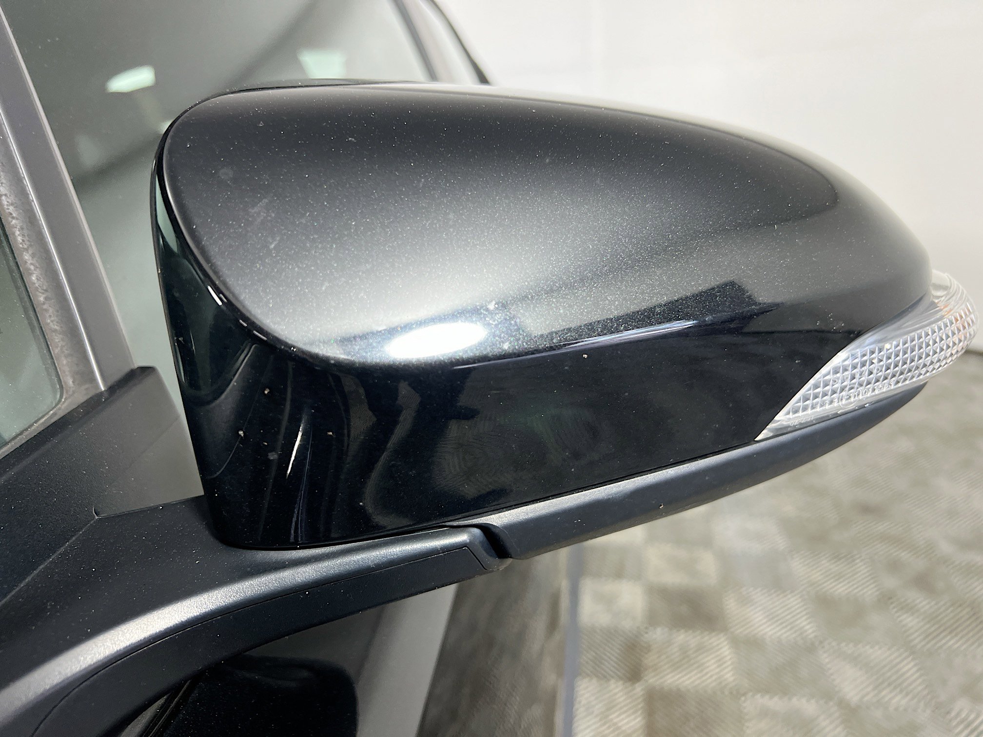 Used 2021 Toyota C-HR LE image 13