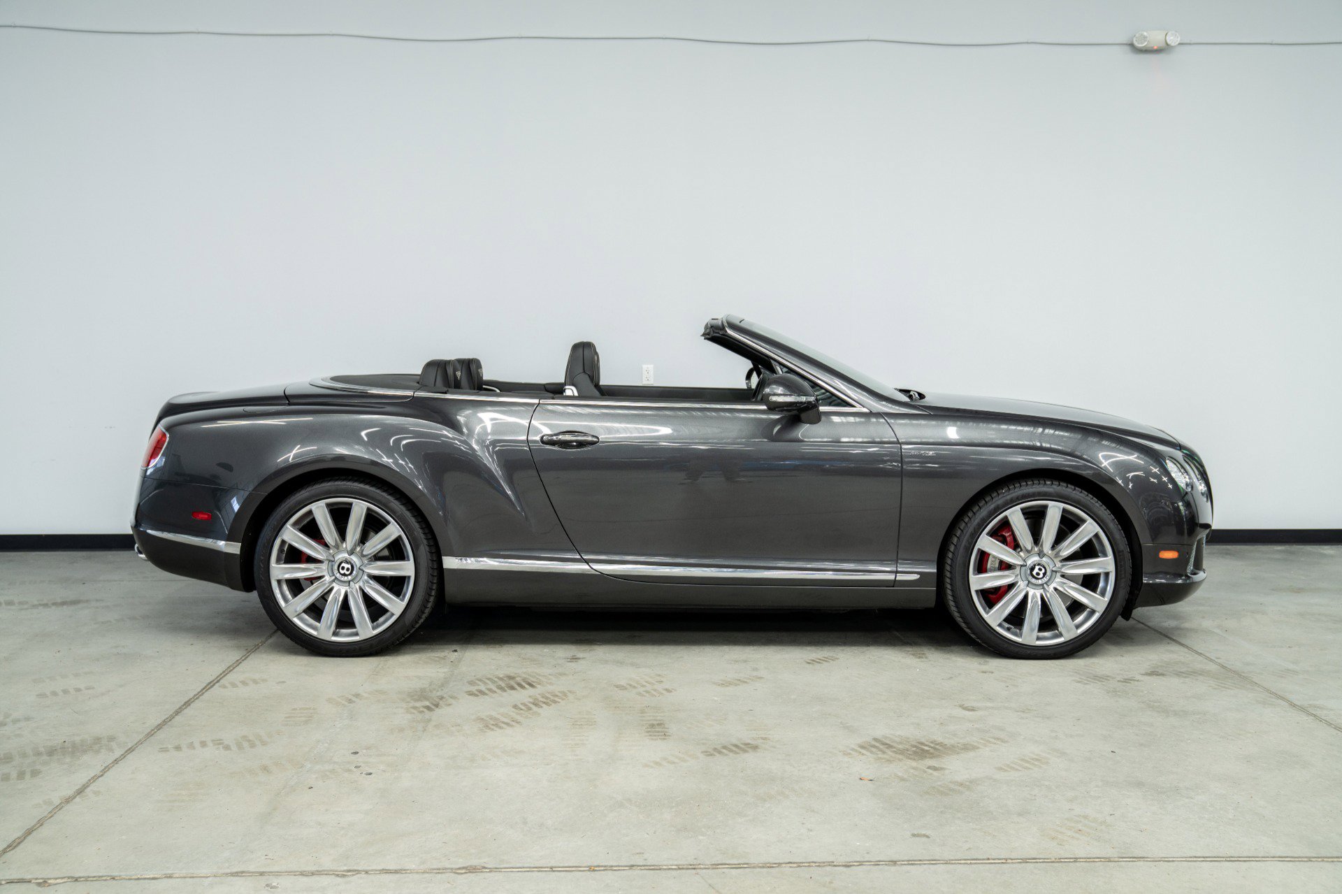 Used 2014 Bentley Continental GT image 45
