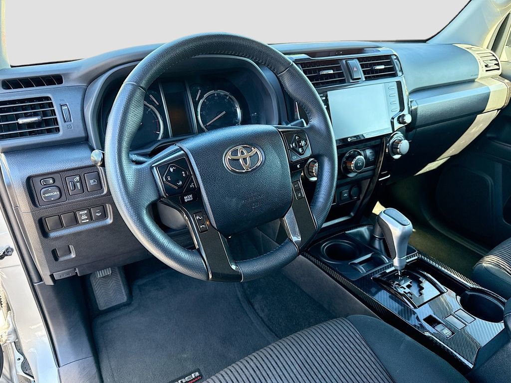 Used 2024 Toyota 4Runner TRD Off-Road image 9