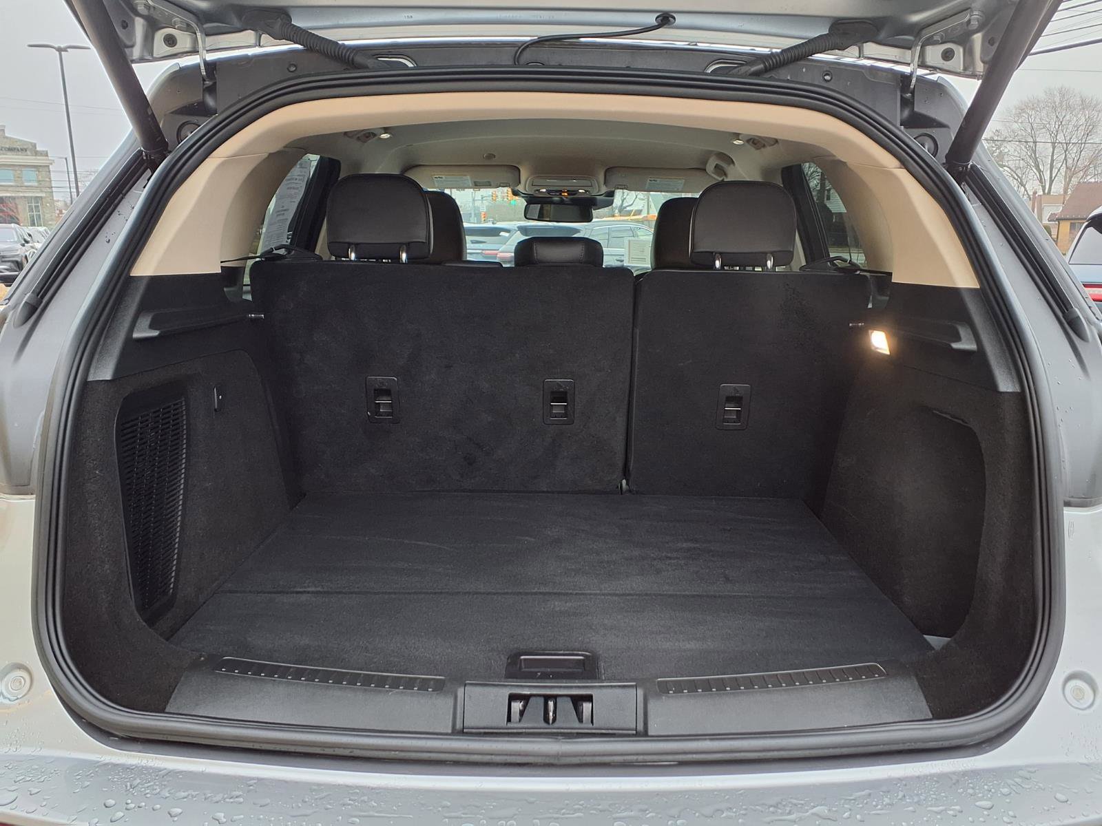 Certified 2023 Lincoln Corsair AWD image 15