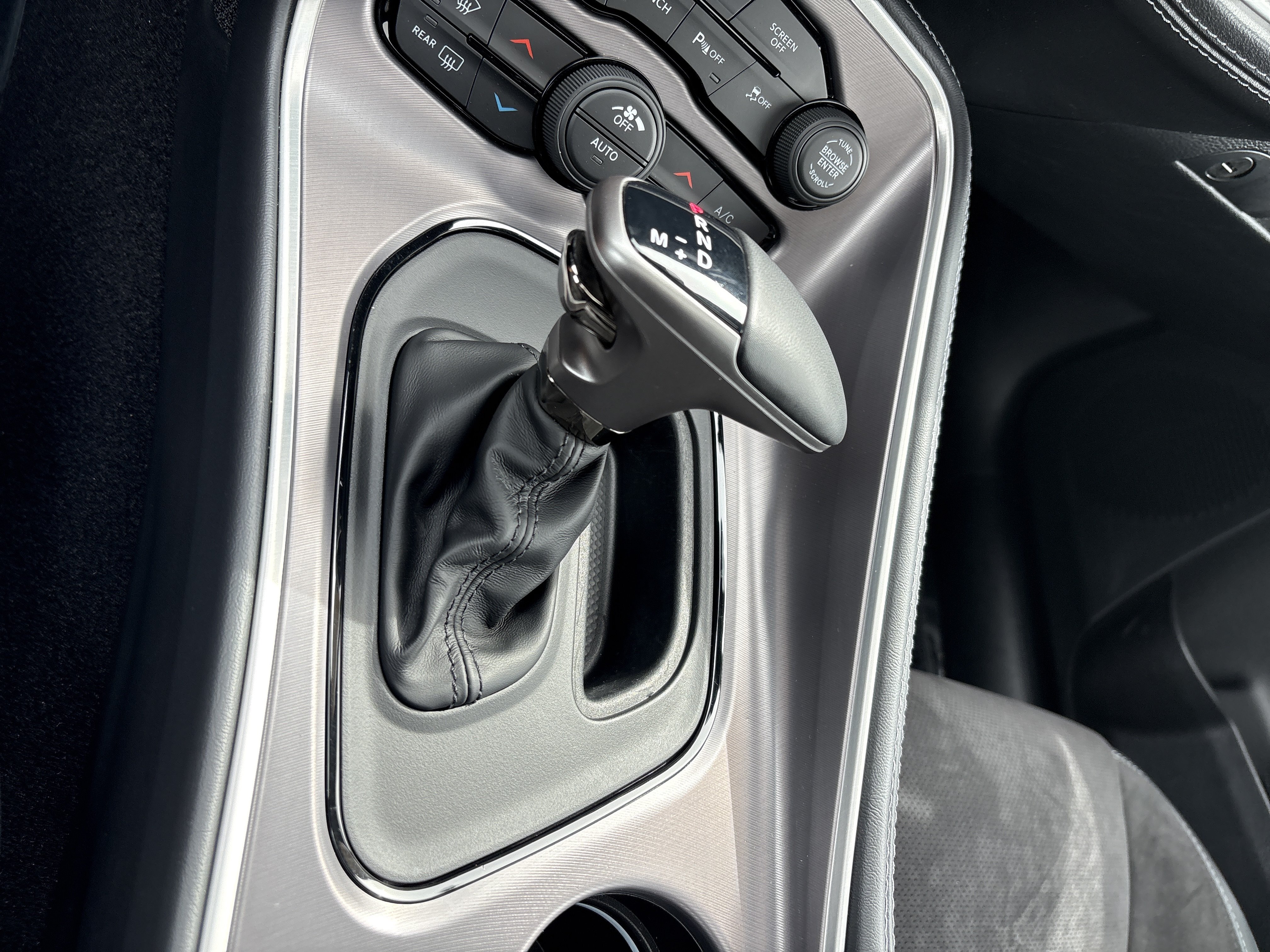 Used 2021 Dodge Challenger R/T Scat Pack RWD image 33