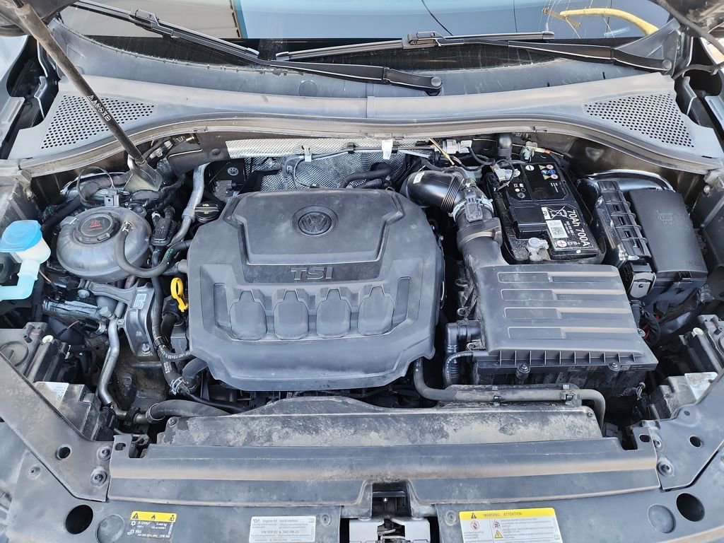 Used 2024 Volkswagen Tiguan SE image 39