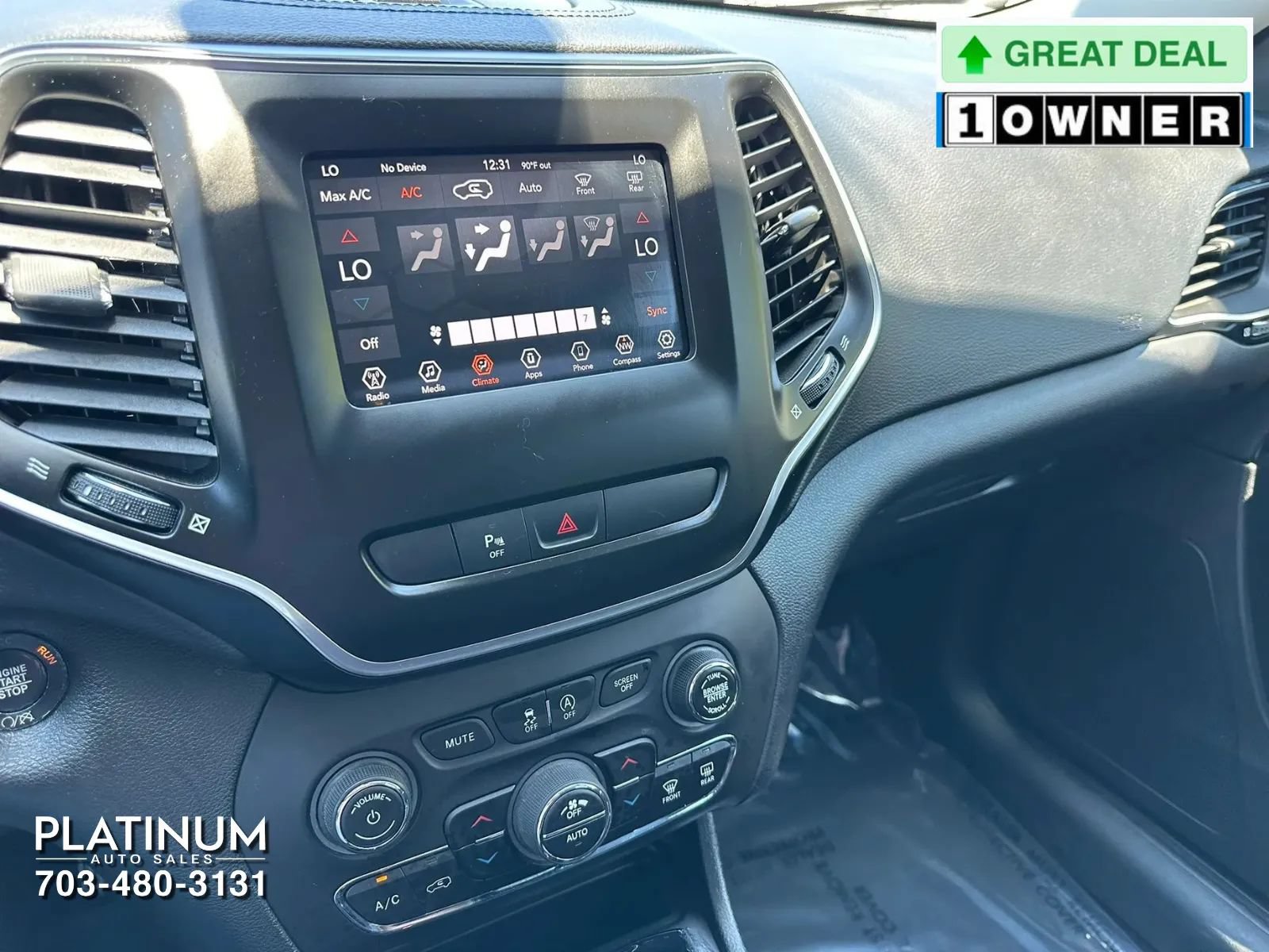 Used 2020 Jeep Cherokee Latitude Plus FWD image 11