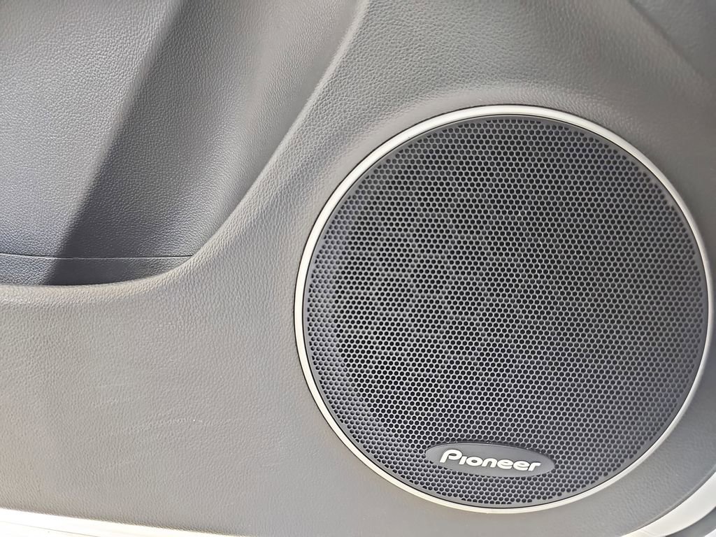 Used 2014 Chevrolet Cruze LT w/ All-Star Edition image 33