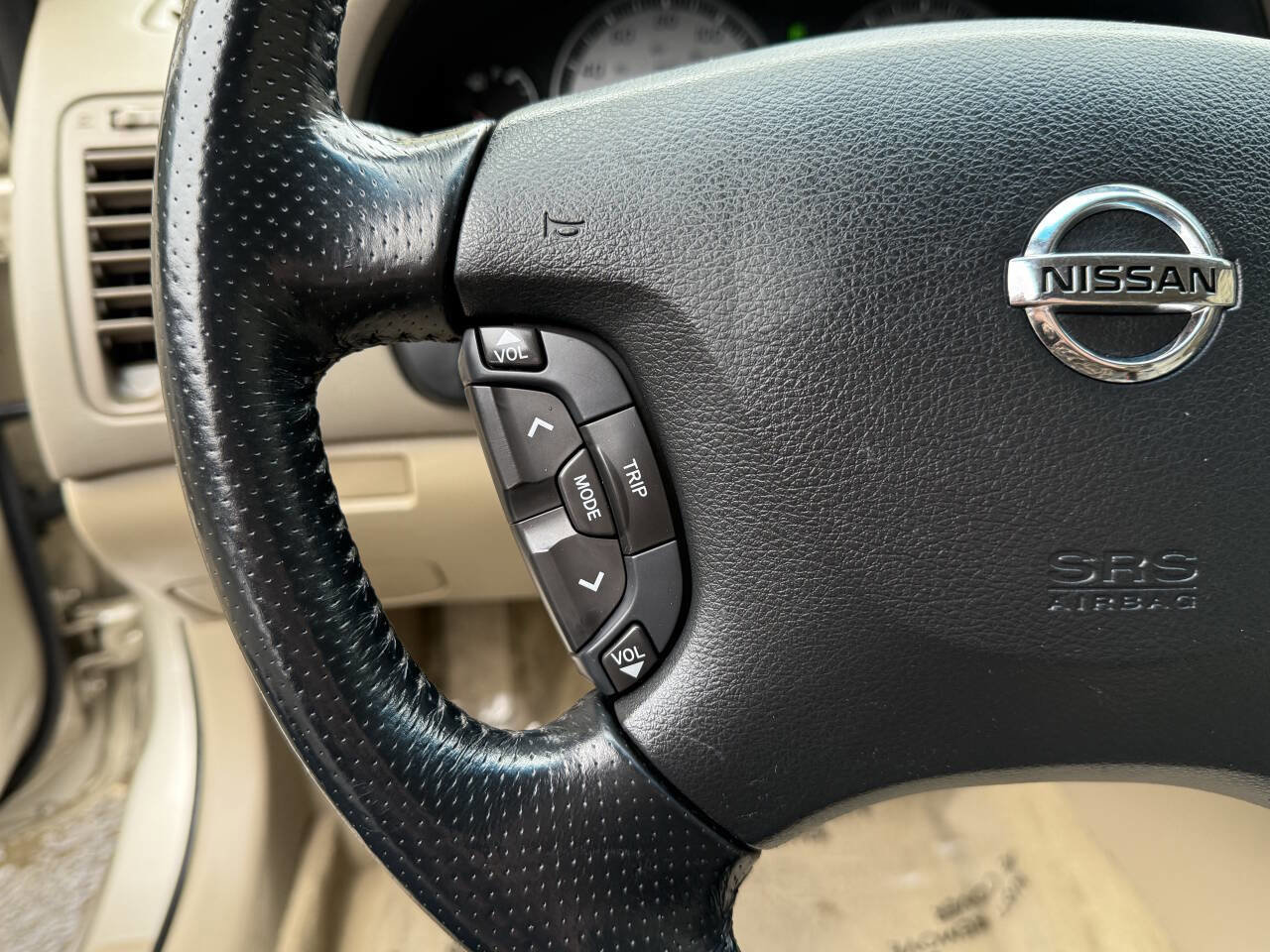 Used 2003 Nissan Maxima SE image 37