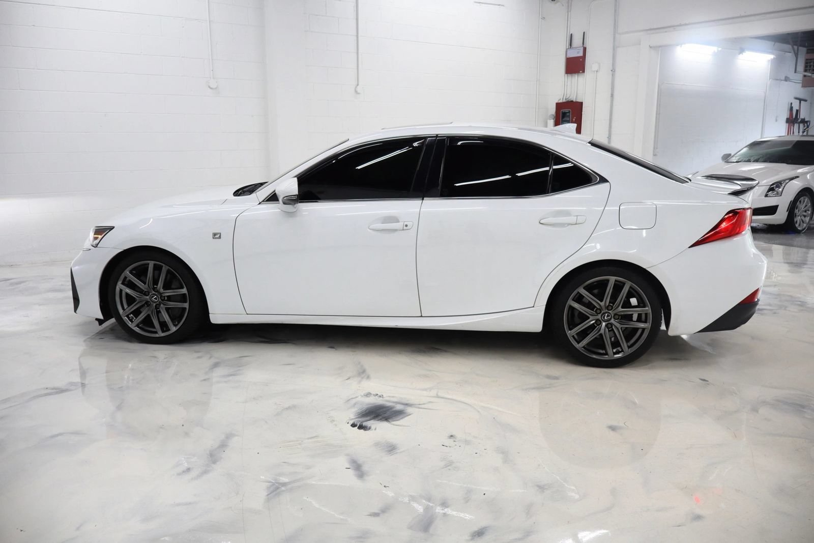 Used 2019 Lexus IS 300 F Sport w/ F Sport Package AWD/4WD image 5
